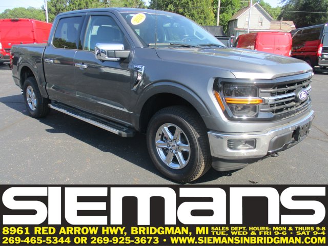 2024 Gmc Sierra 3500 HD Denali Ultimate photo 2